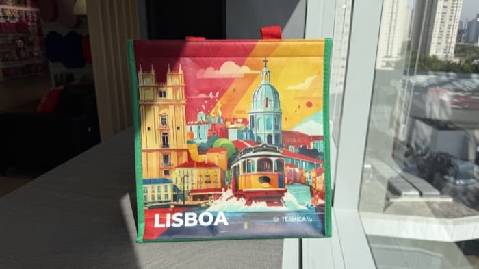 Sacolas ecológicas reutilizáveis.